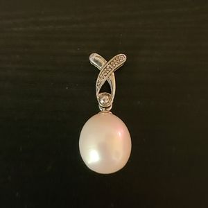 Pink Pearl and silver pendant